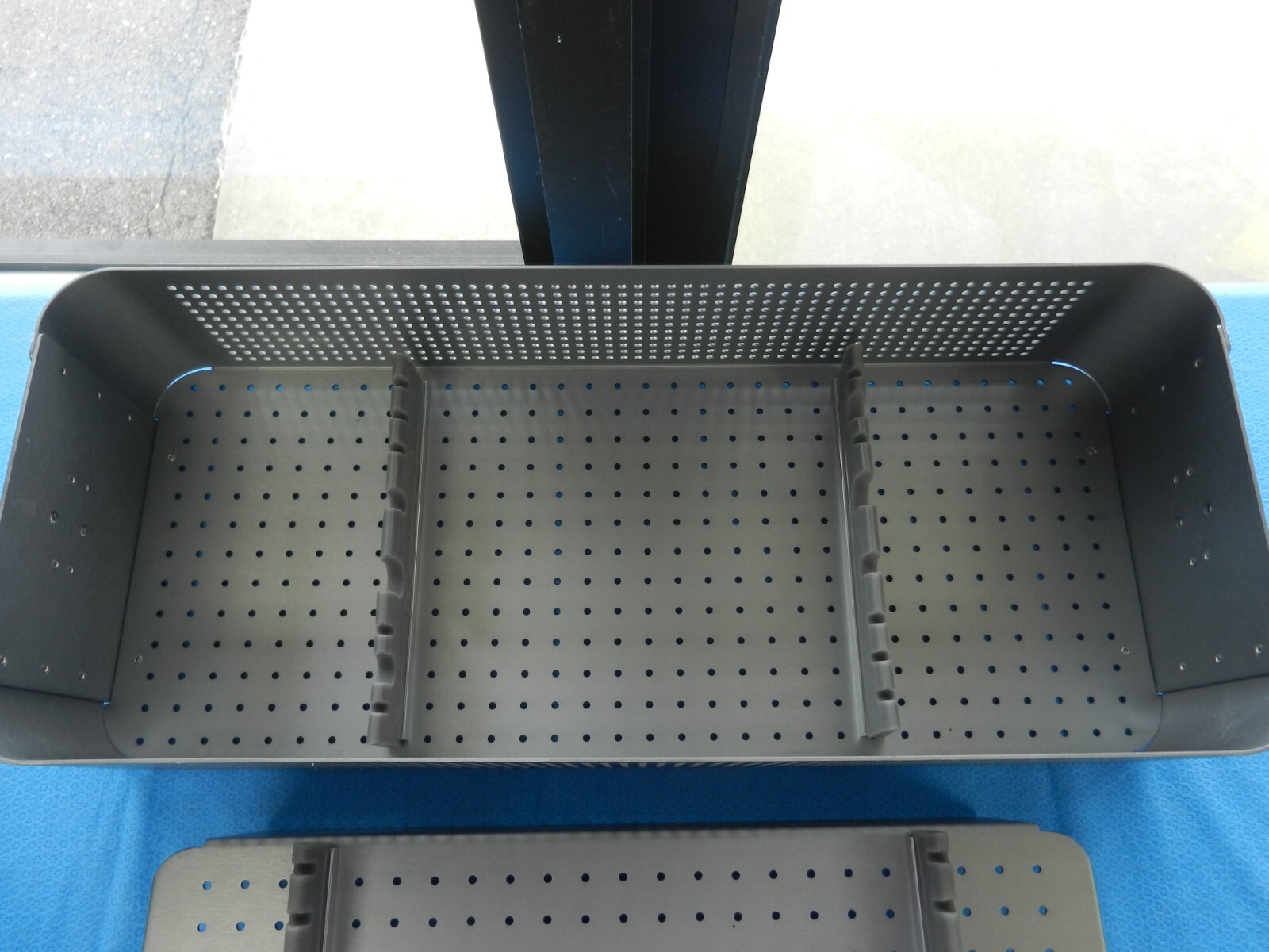 D8830 2 Layer Laparoscopic Scope & Instrument Storage Tray (NO LID)