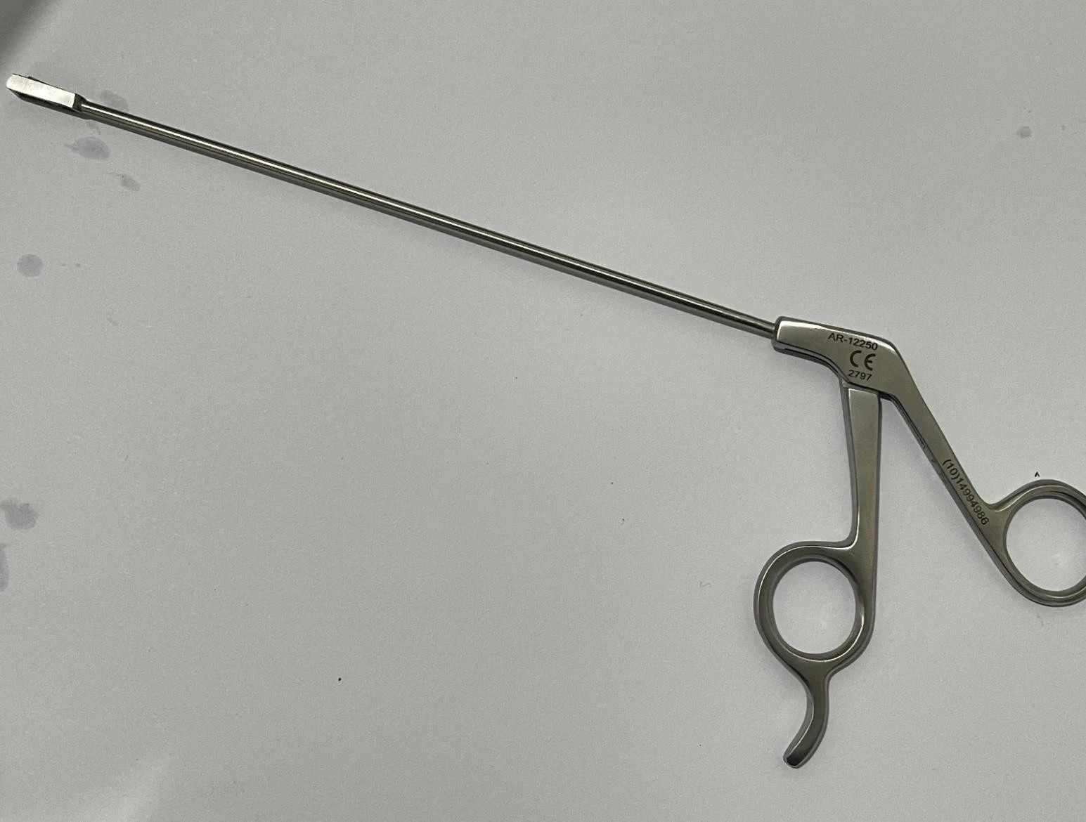 Arthrex AR-12250 Suture Cutter, 4.2 mm, Straight, closed end Instrument
