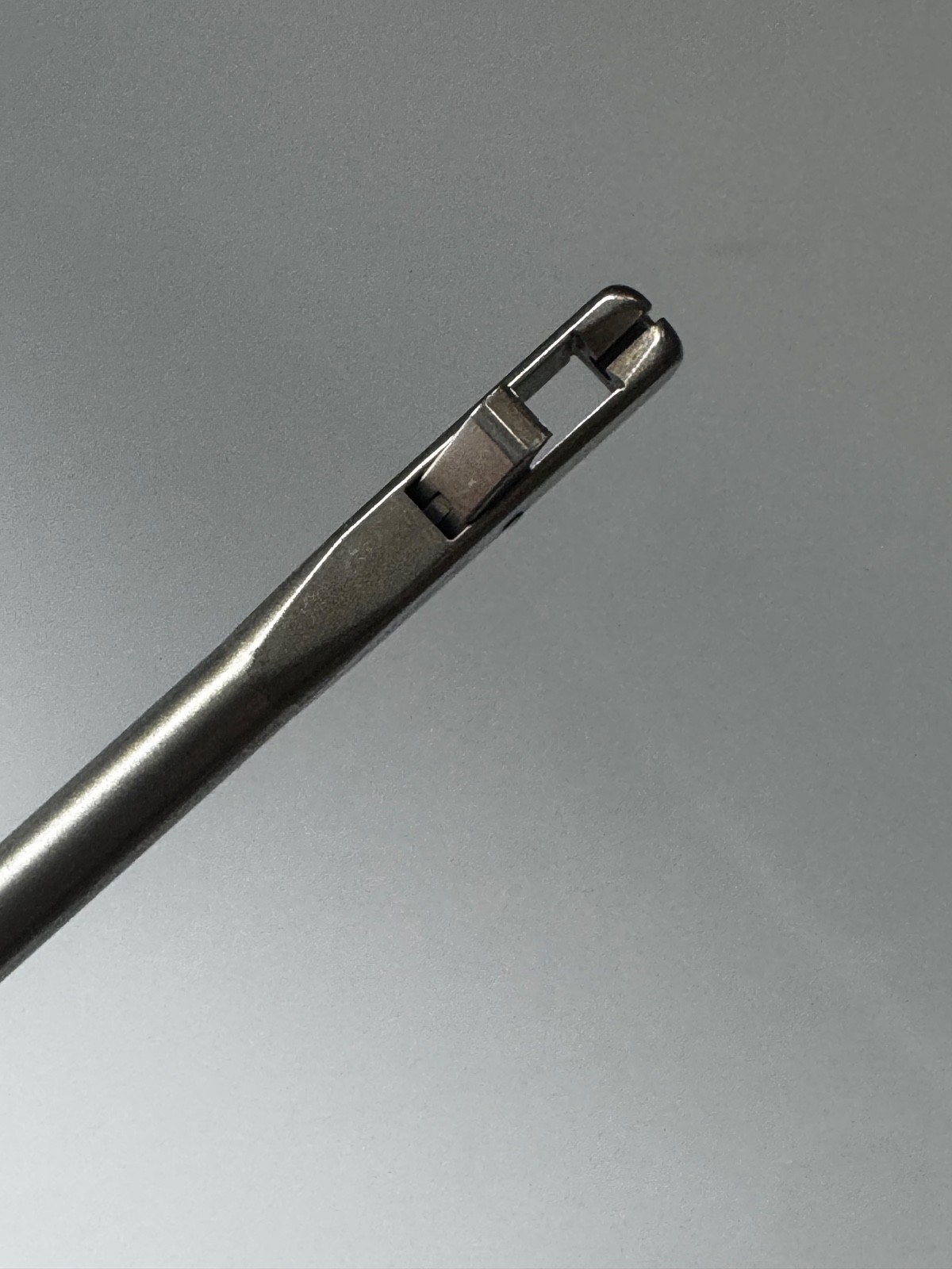 Arthrex 4.2mm Straight Suture Cutter Model AR-12250