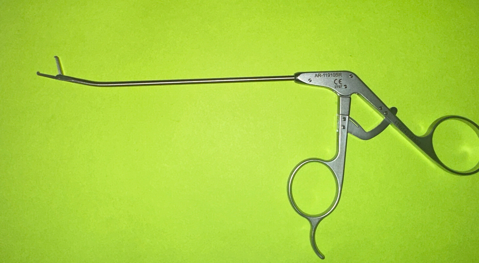 New Arthrex, Mini Straight 2.75 mm 15° Up Curved Shaft Arthroscopy AR-11910SR