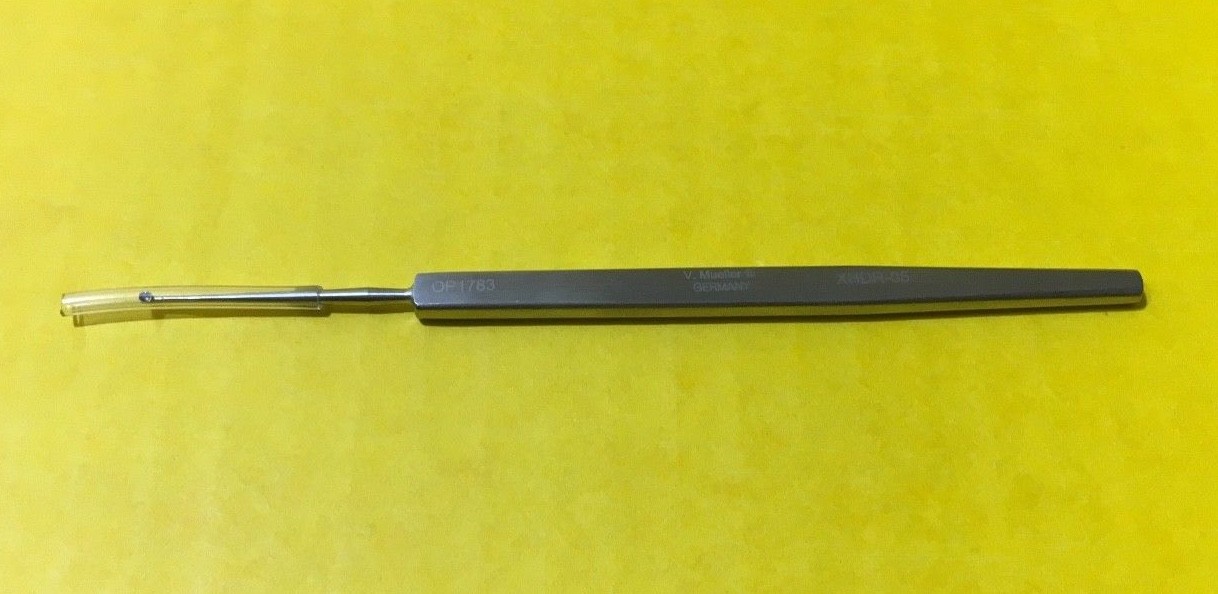 V. Mueller Chalazion Curette, 1.5mm Straight Round Cup REF: OP1783