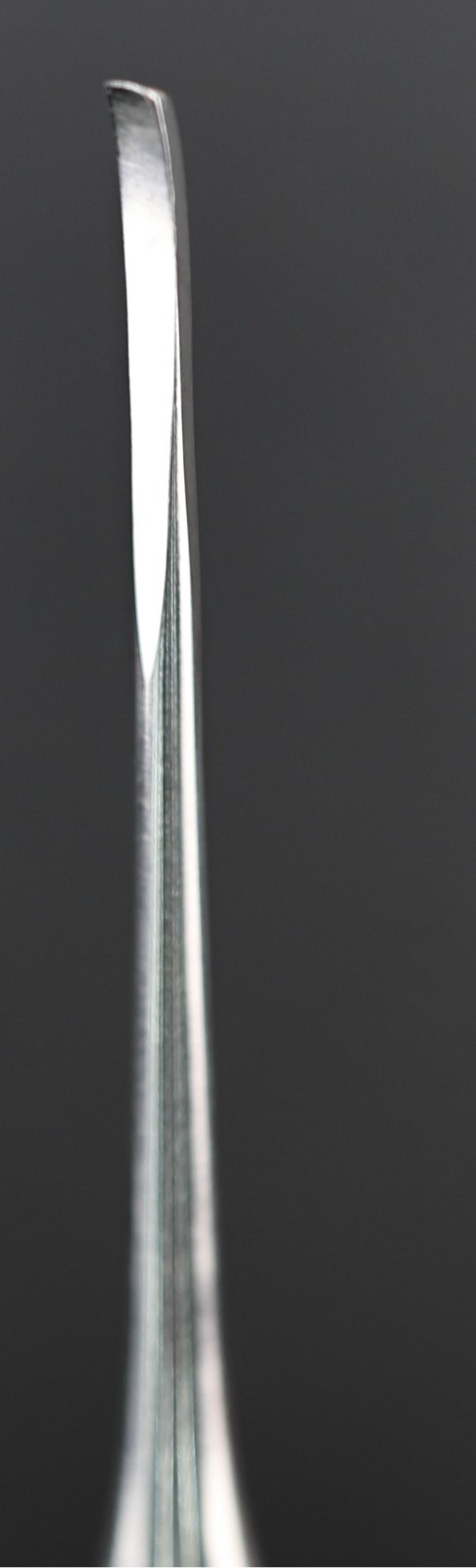 V Mueller OS1079-001 Key Periosteal Elevator, 3.1mm Wide, 17.1 cm