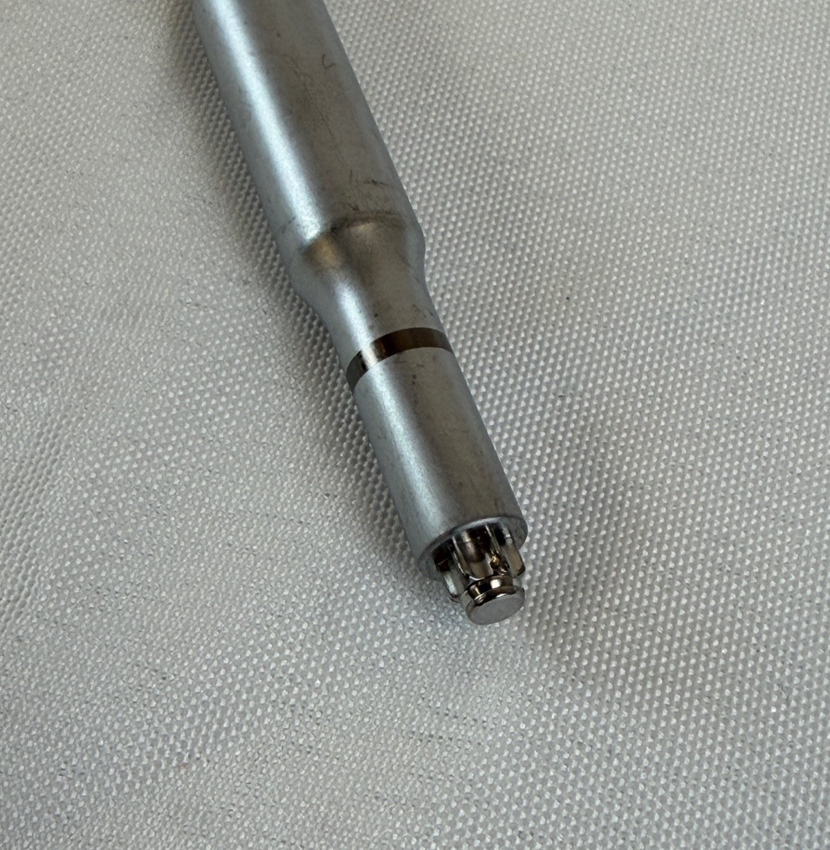 Nuvasive 10000747 Reline Long Lockscrew Starter Driver 1/4″ Connection Neurology