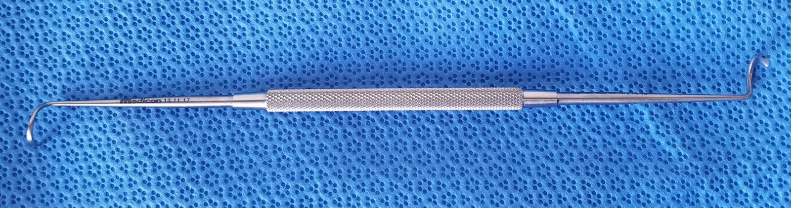 Medicon 13.11.17 Ligature Needle, Double-End, Blunt, 8″, For Right Hand