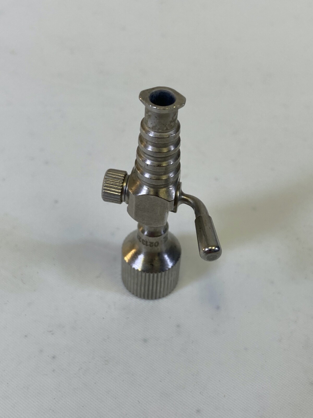Arthrex AR-3035L Inflow Cannula Adapter w/ Stopcock for 3mm – 6.5mm Cannula