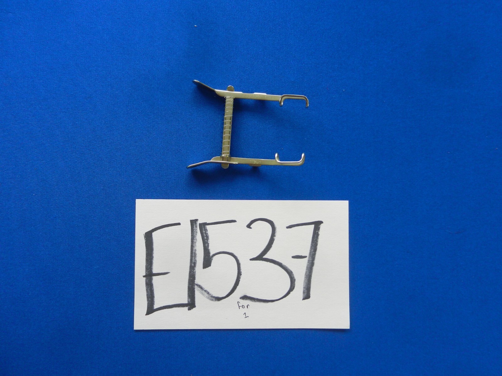 E1537 Storz Surgical Mellinger Fenestrated Ophthalmic Speculum E4072