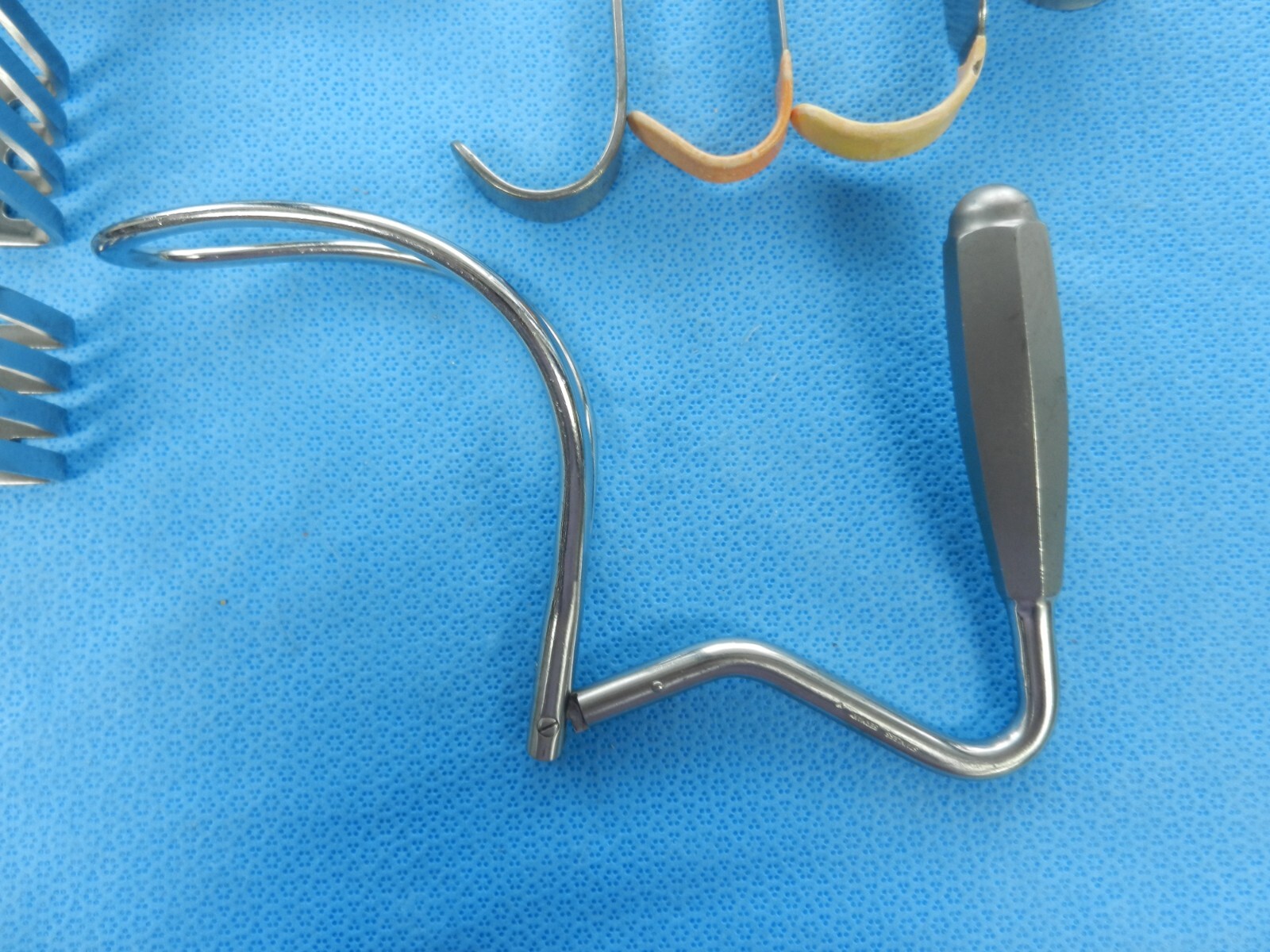 D7117 Codman Boss Richards Surgical Retractors