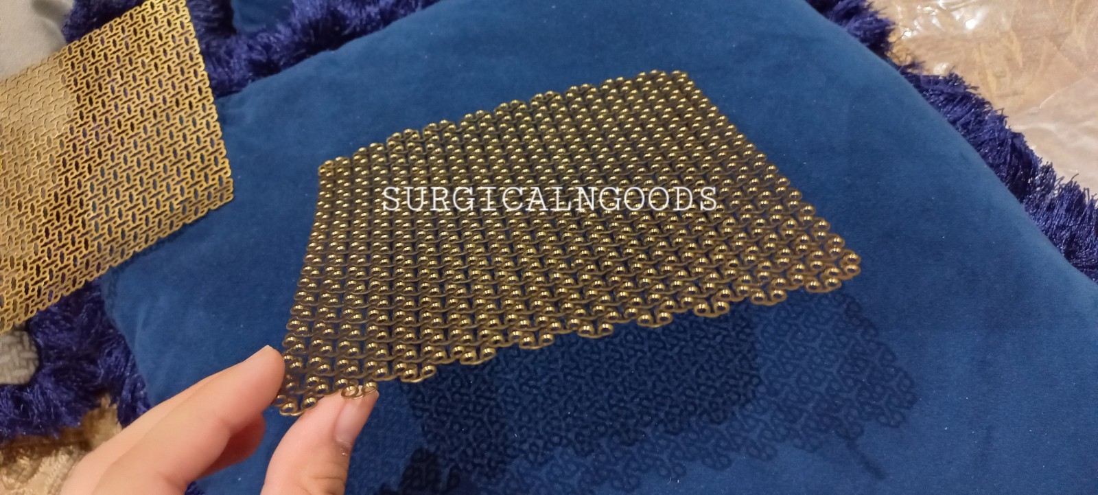 Craniofacial Titanium Mesh Skull Plate 150×150 3pc Cranioplasty with Screws 20pc