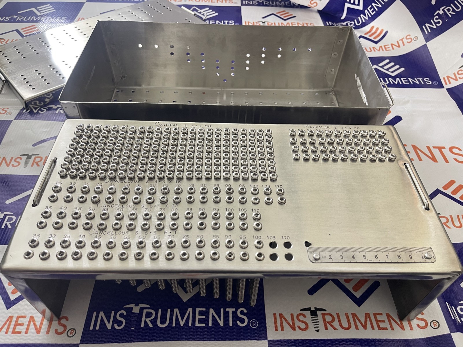 6.5mm Cännulated Cäncellous+4.5mm Corticäl+ 4.5mm Malleolar screw& box (286 pcs)
