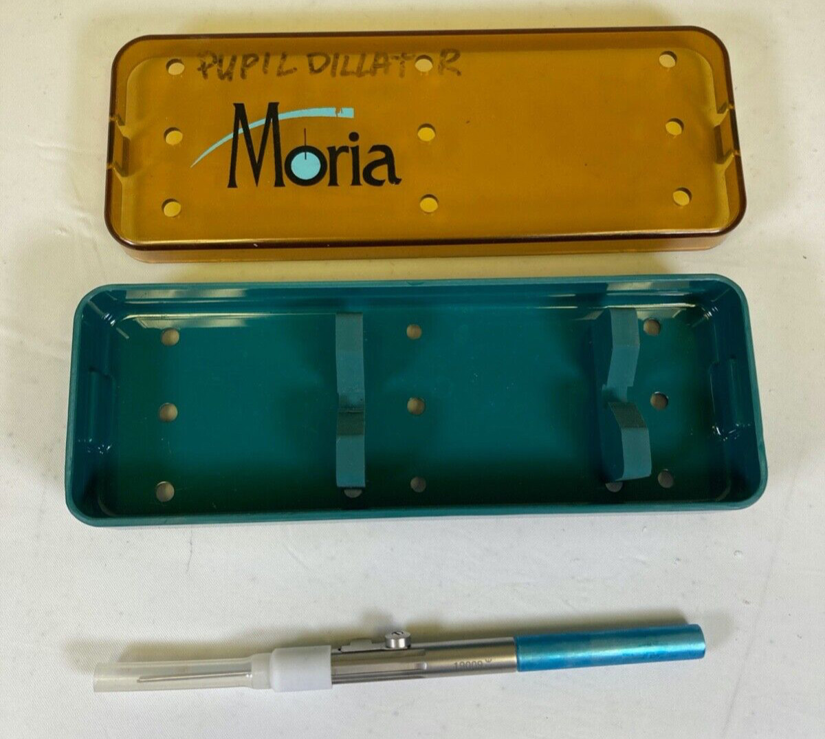 Moria 19009 Beehler Pupil Dilator w/ Sterilization Case 10mm Active Part 3 Point