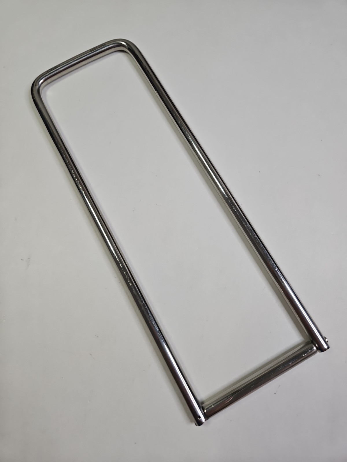 V Mueller SU51-0008 Instrument Stringer, 8″ x 2.5″