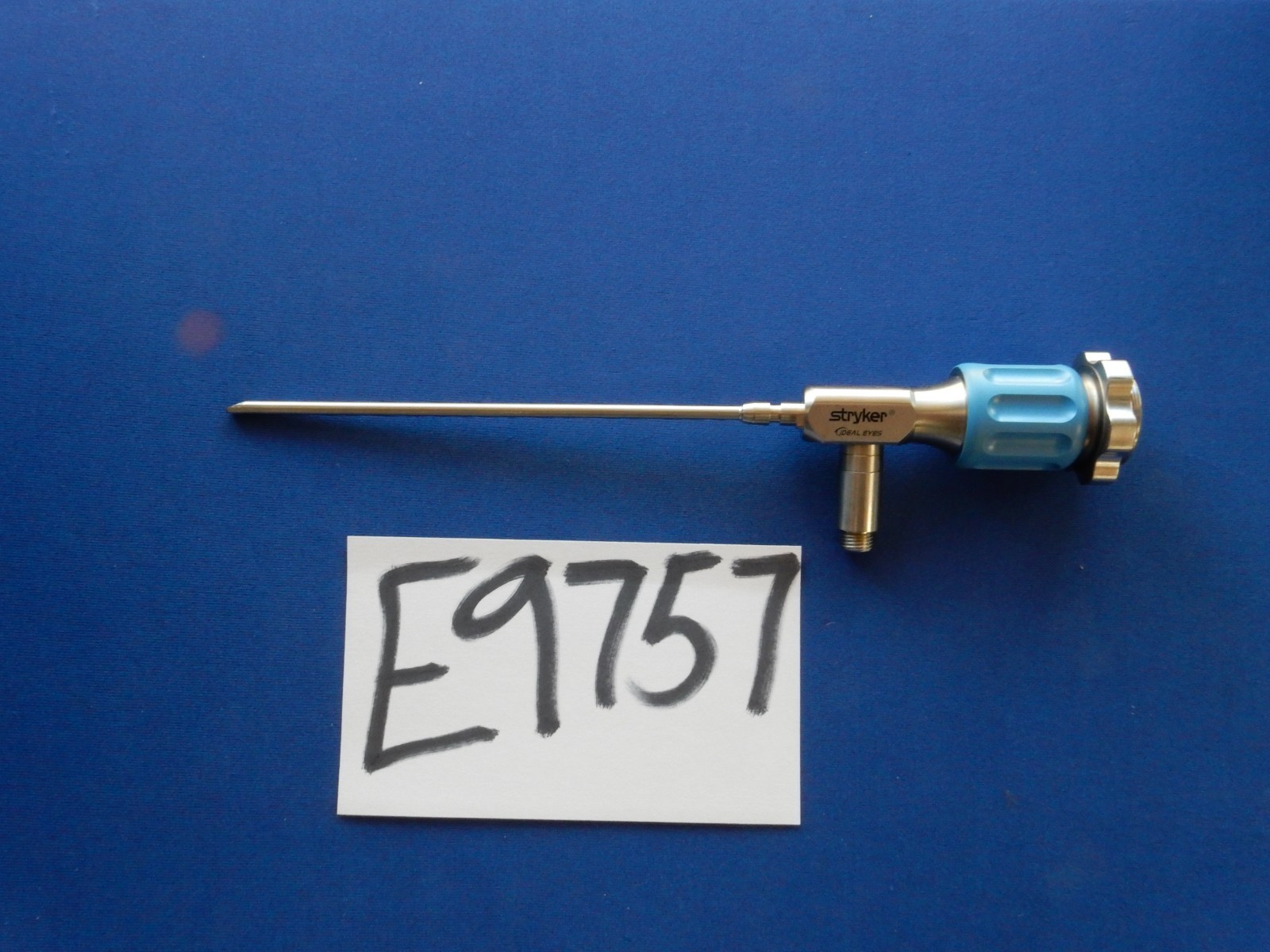 Stryker 502-704-070 4.0 mm 70º IDEAL EYES™ HD Autoclavable Arthroscope, C-Mount