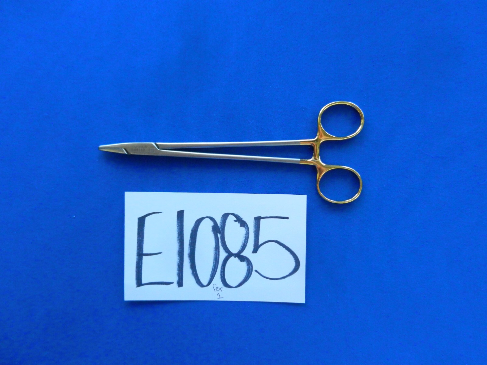 E1085 Aesculap Mayo Hegar Durogrip Serrated Needle Holder BM066R