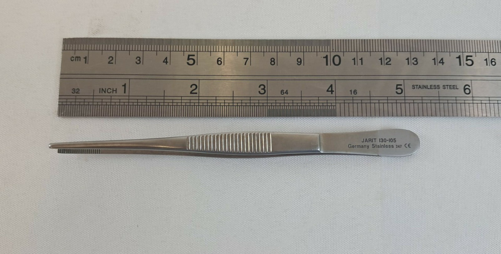 Jarit 130-105 Serrated Thumb Forceps