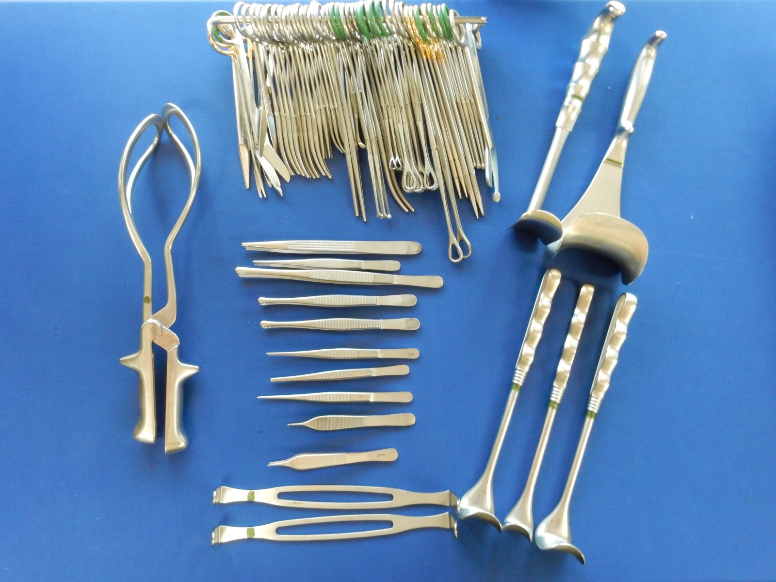 Aesculap OB/GYN C-Section Instrument Set 64 Pieces w/ Container