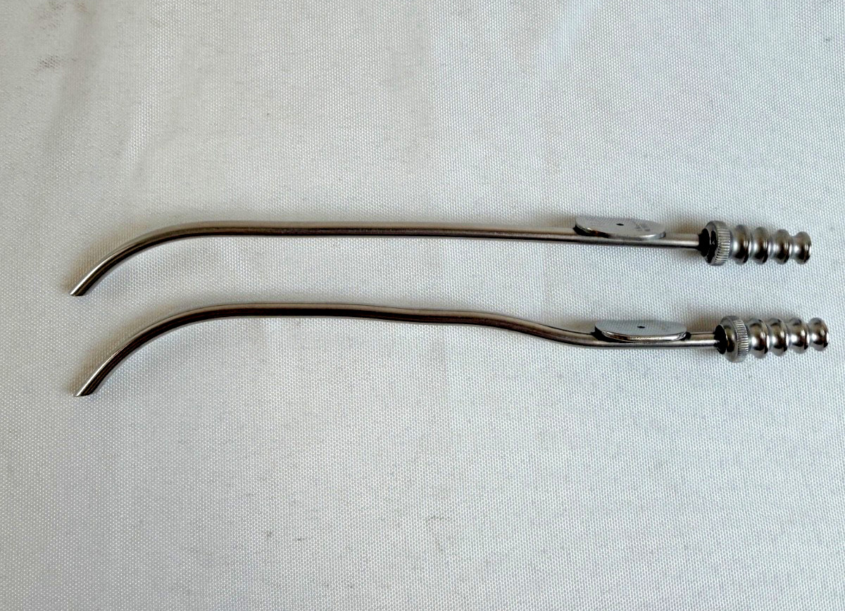 Pair of V. Mueller NL1930 Adson 11Fr Curved 6″ Suction Tubes ENT Neuro