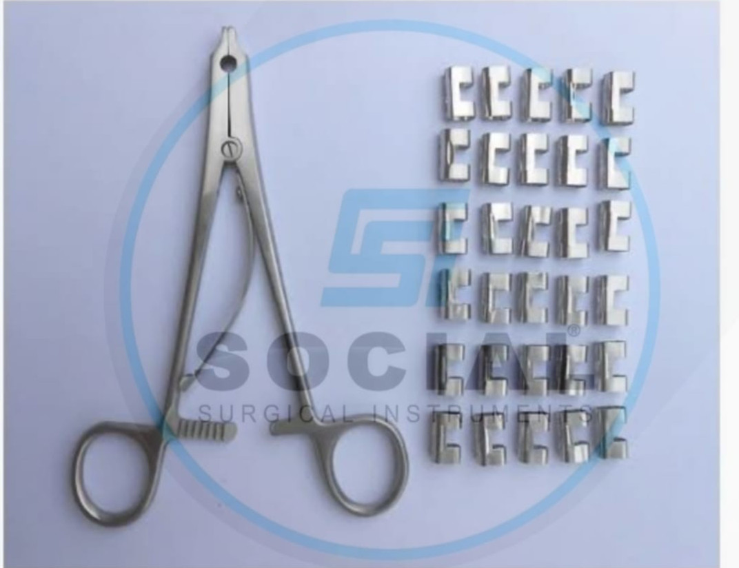 Raney Scalp Clip Applicator with 30 Clips for HEMOSTASIS Procedure