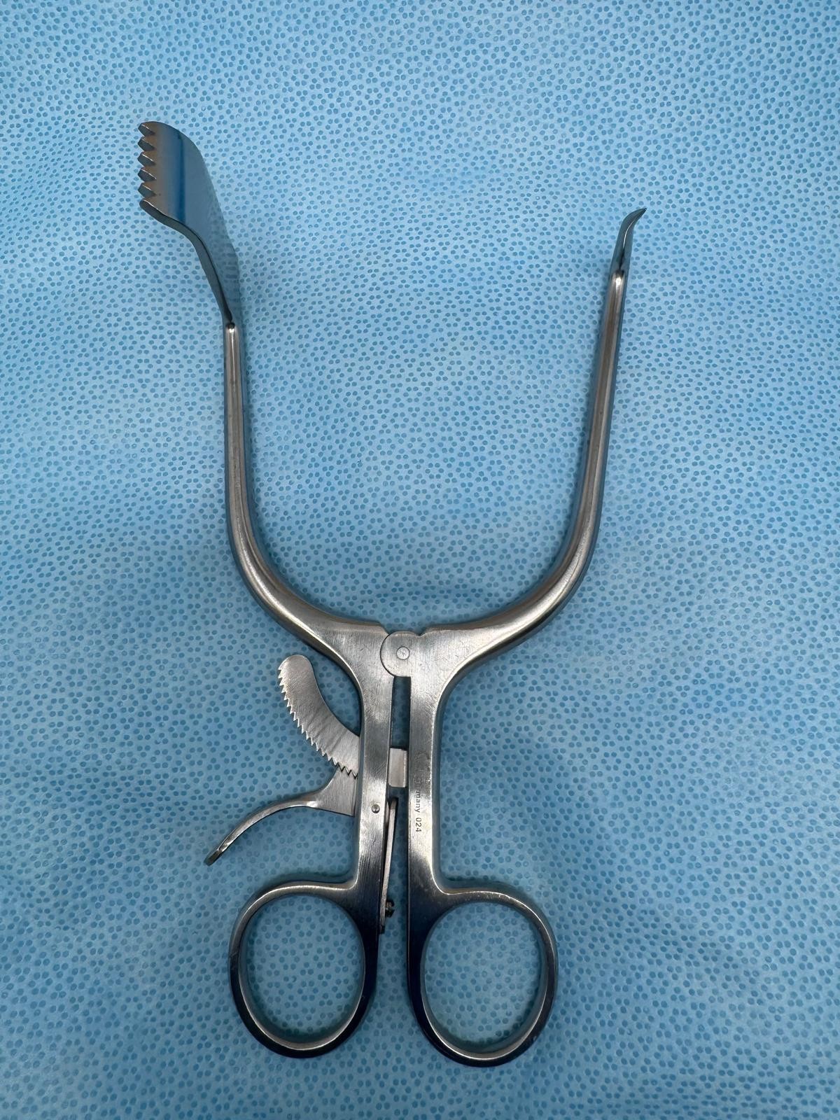 Codman 80-1651 Williams Discectomy Retractor, 20mm X 50mm Right Blade