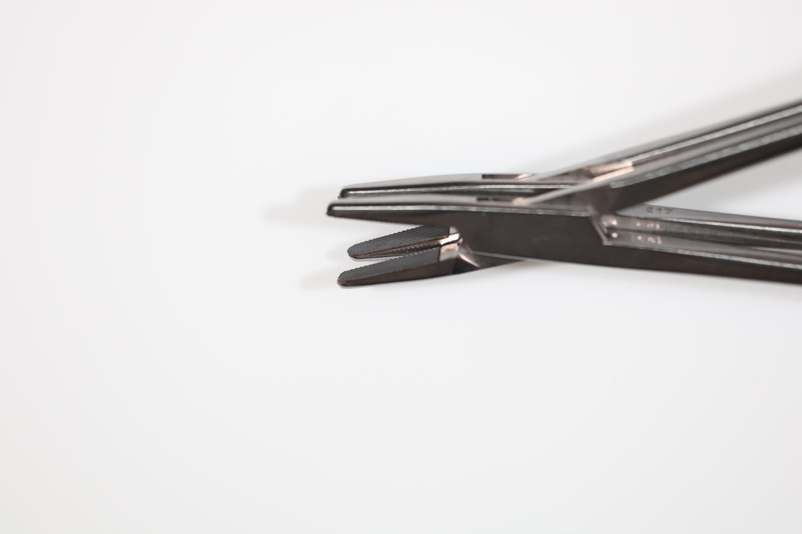 2x Codman 36-2018 Classic Mayo-Hegar Needle Holder, Straight, Serrated, TC, 8in