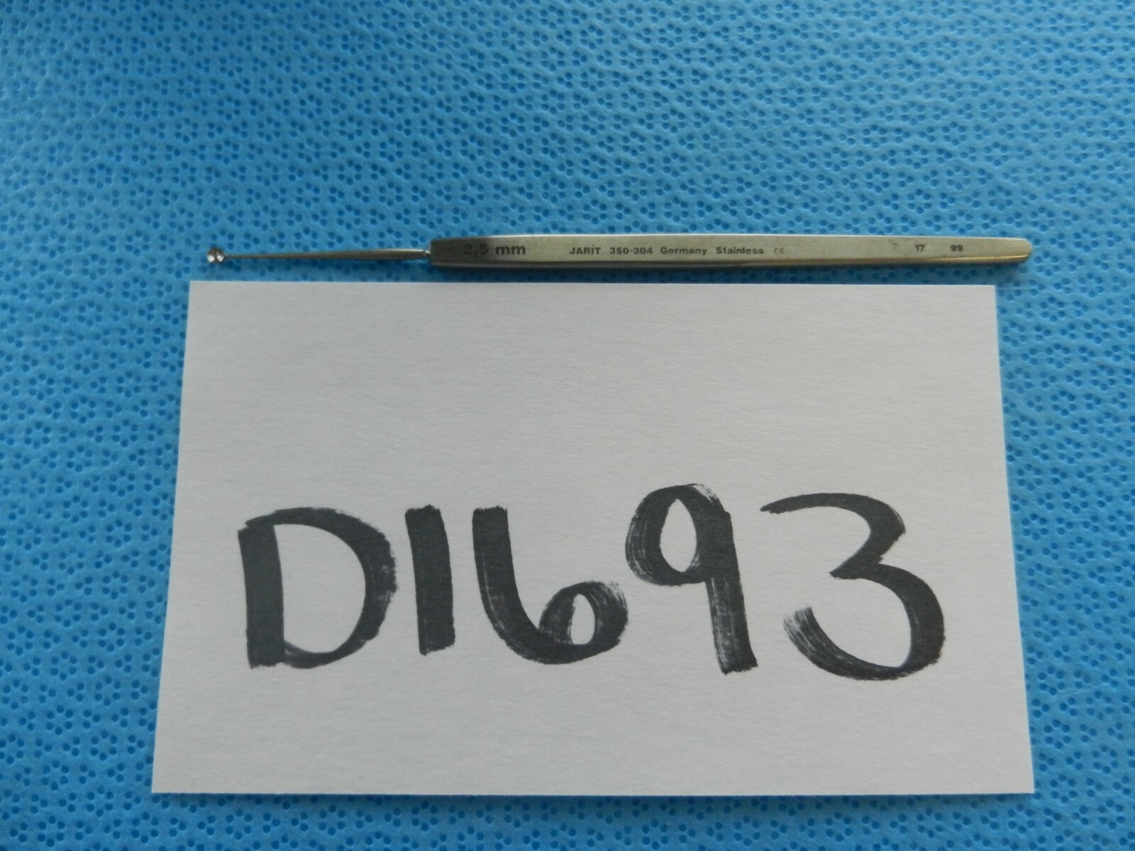 D1693 Jarit Surgical Meyhoeffer Chalazion Curette 350-304