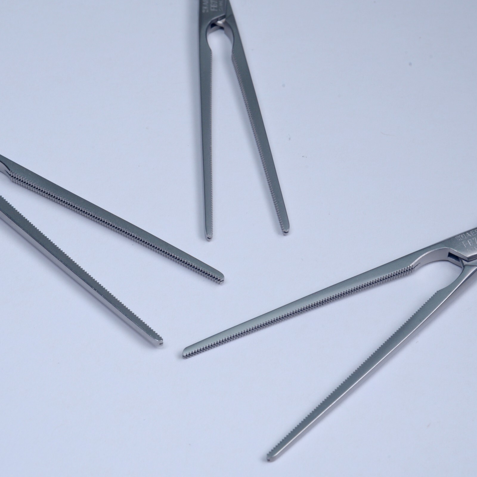 3x Aesculap #FB700R Cooley Atraumata Bulldog Clamp 5″ Stainless Steel Surgical