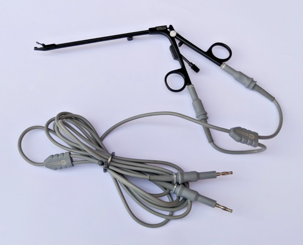 Karl Storz 461010 Stammberger Bipolar Forceps 15°Upturned Suction Channel 12.5Cm