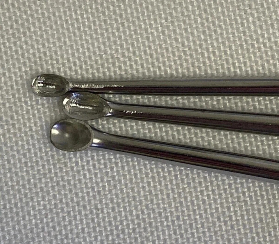 Set of 7 Aesculap Straight & Angled Bone Curettes 9″ w/ Sterilization Case Neuro