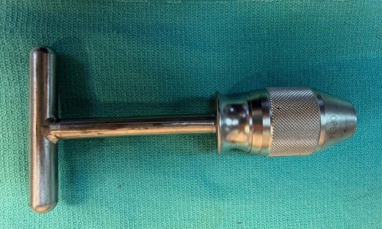 Swiss 393.100 Universal Chuck w/ T-Handle