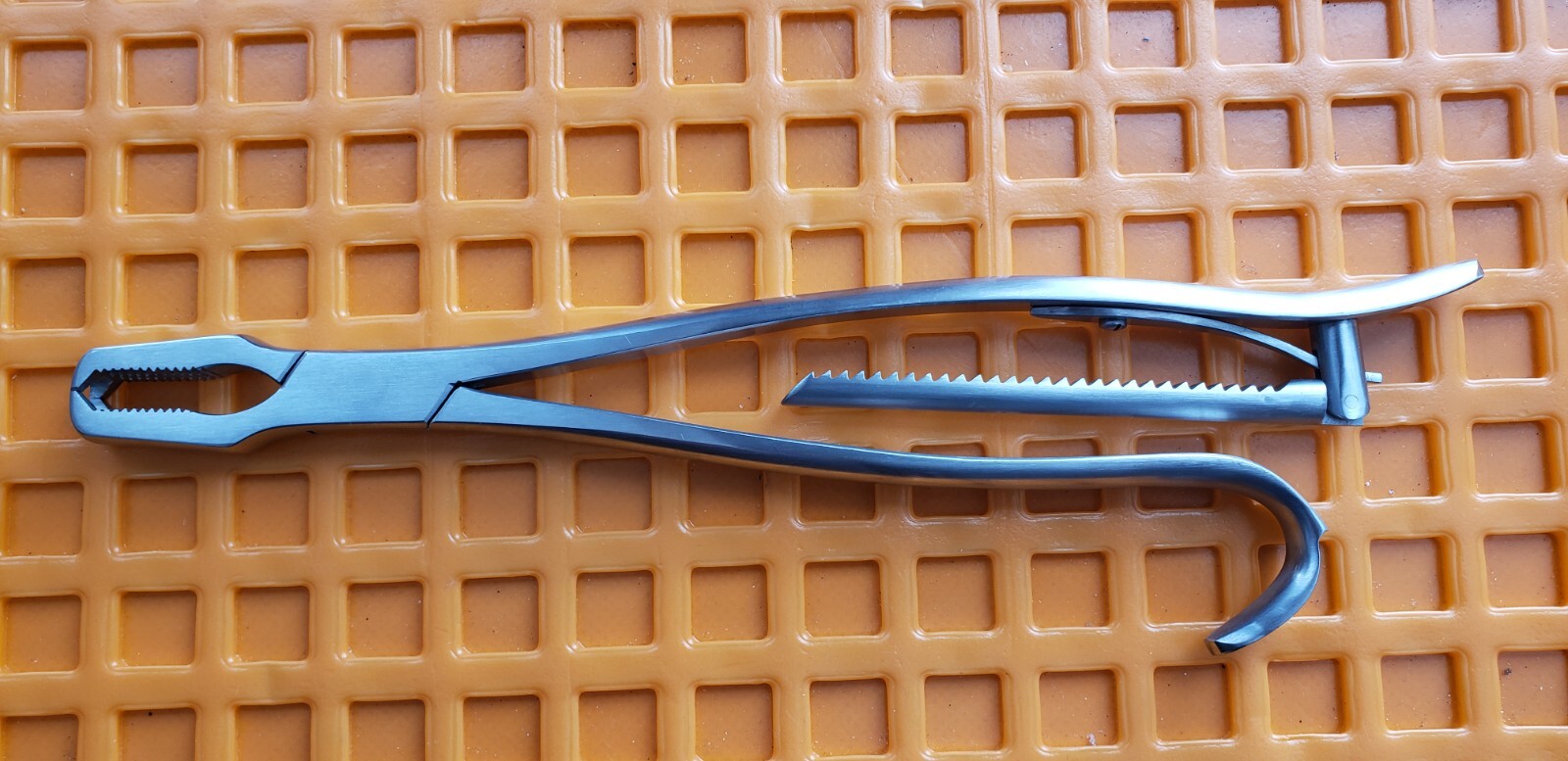 Turtle Surgical Orthopedic KERN Bone Holding Forceps 8.5″ W- Ratchet