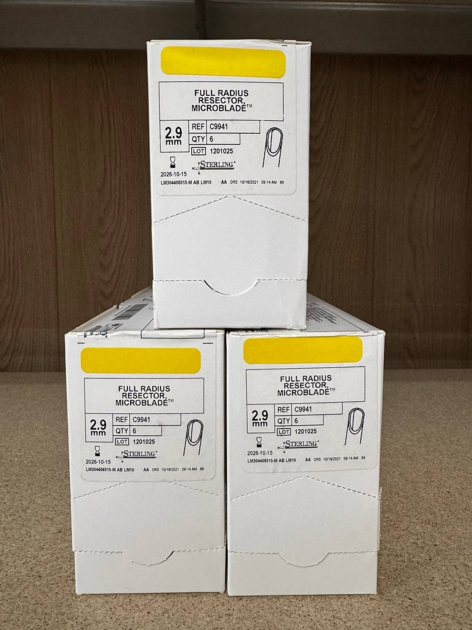 Box of 6 ConMed Linvatec C9941 Full Radius Resector, Microblade 2.9 mm 2026-10