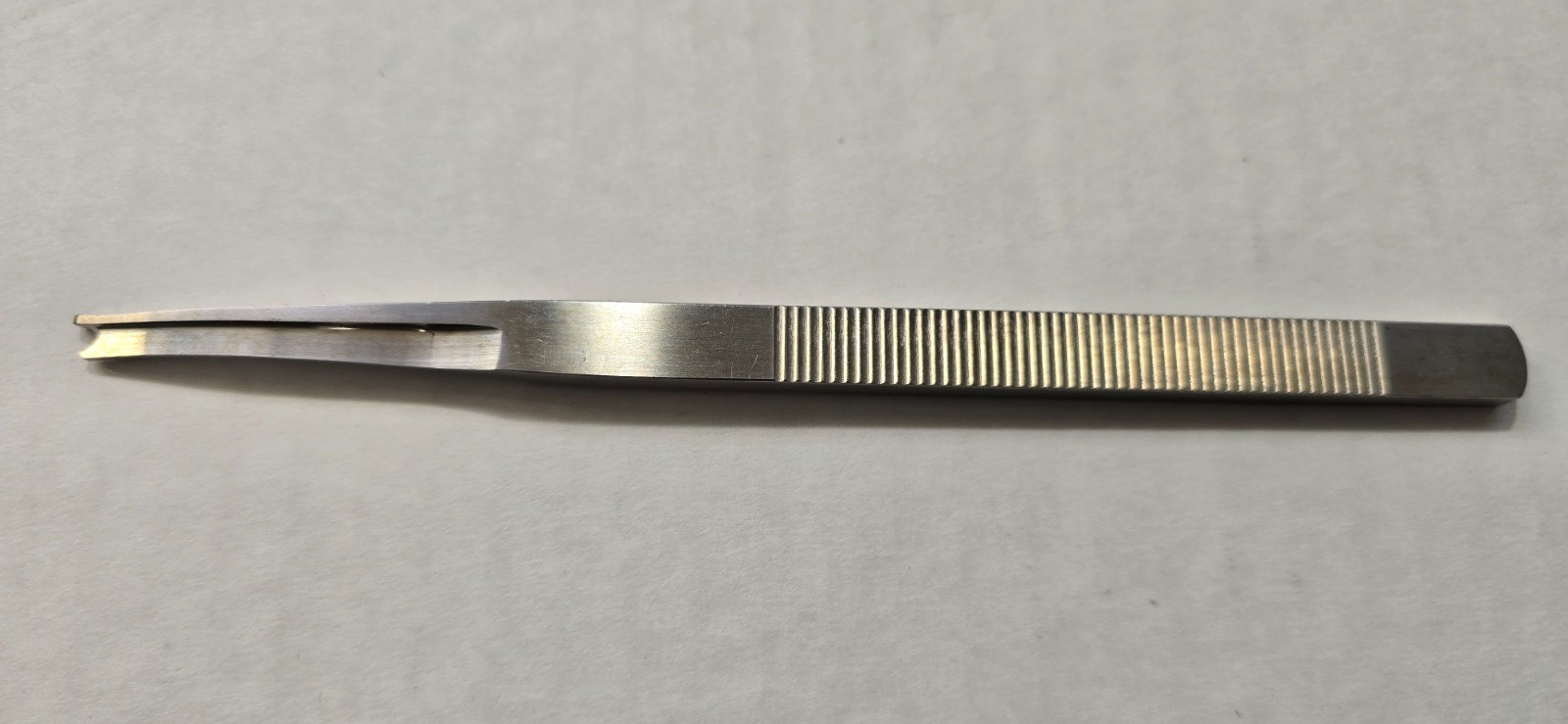 Karl Storz 48930 Surgical SILVER Osteotome 7″ Single Guard Left Curved