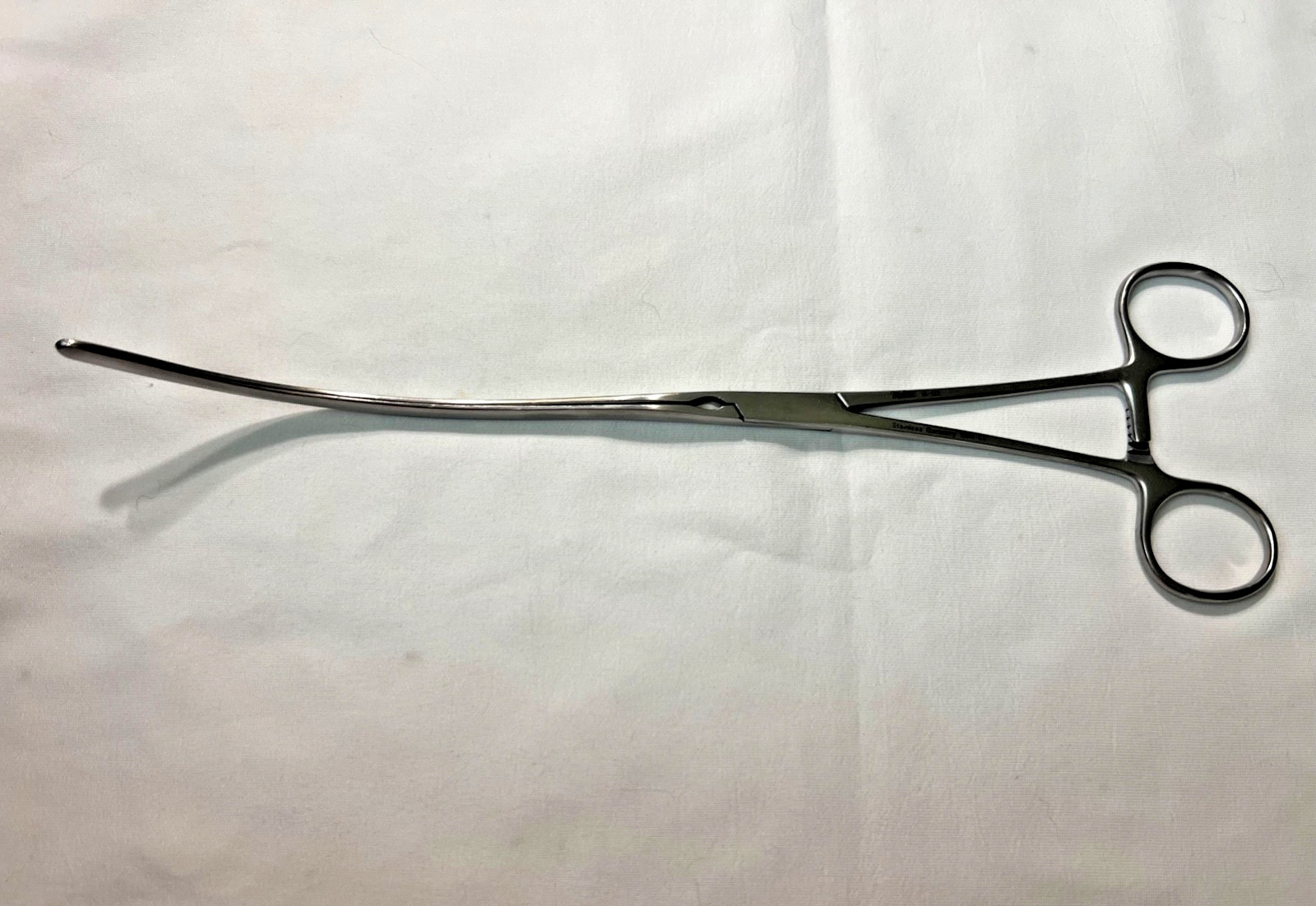 Miltex 16-122 Kocher Intestinal Forceps Curved Longitudial Serrations 10-1/2″ L