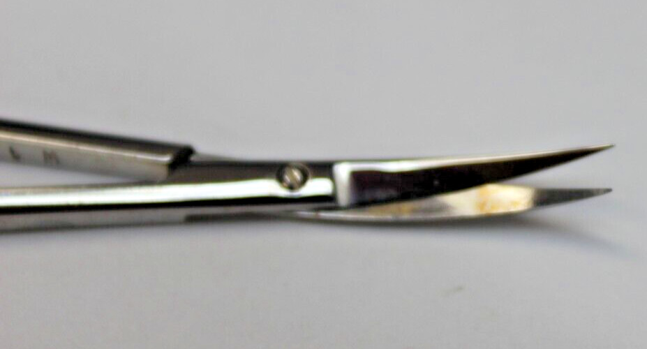 V. Mueller CH8550 Jacobson Spring-Handled Scissors (127)