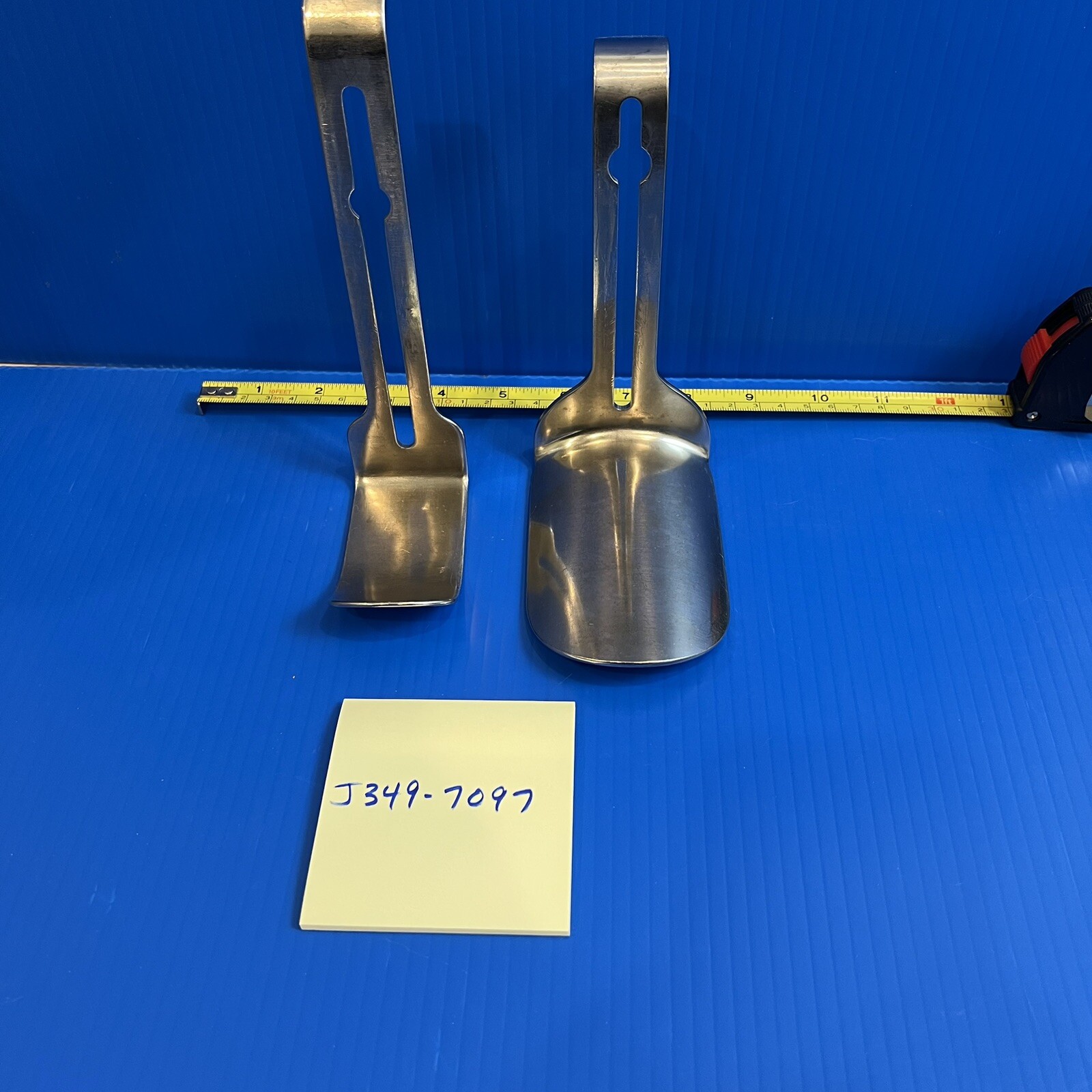 Lot of 2 Unbranded Surgical Retractor Blades