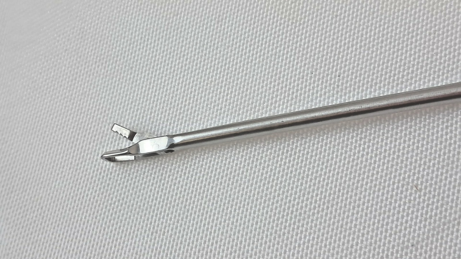 Conmed Linvatec C6855 Straight Linear Wide Bite Arthroscopic Punch