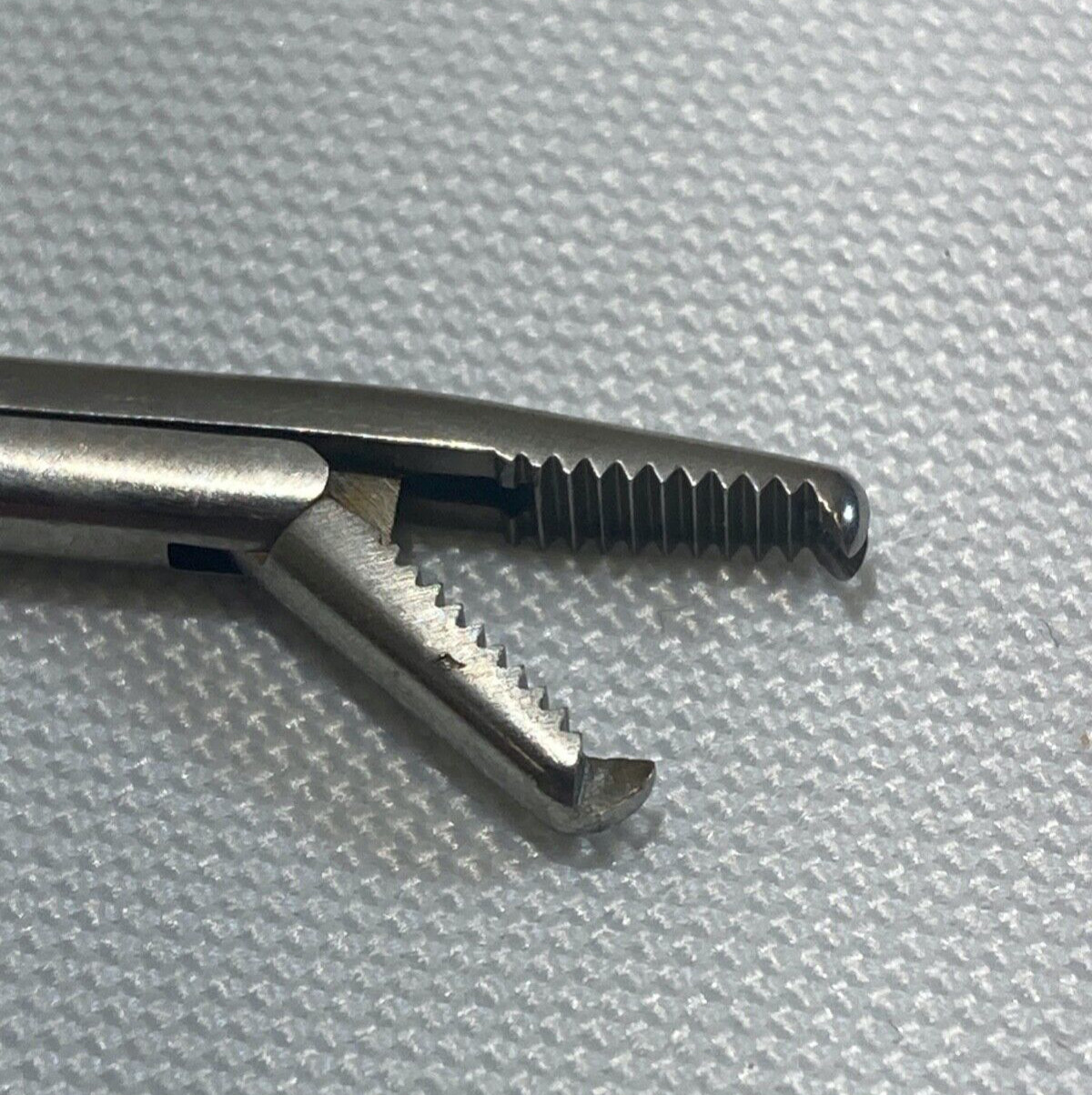 Arthrex AR-2000 Tendon Retriever Forcep Orthopedics Arthroscopy