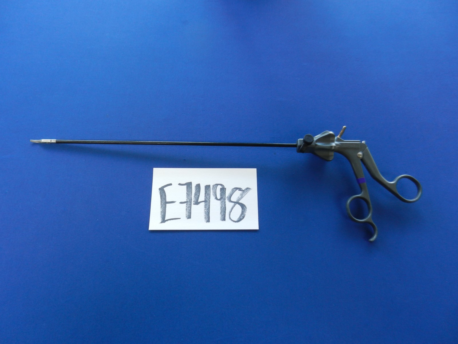 E7498 Stryker 250-080-265 Curved Metz Scissors with Peek Handle 5mm x 33cm