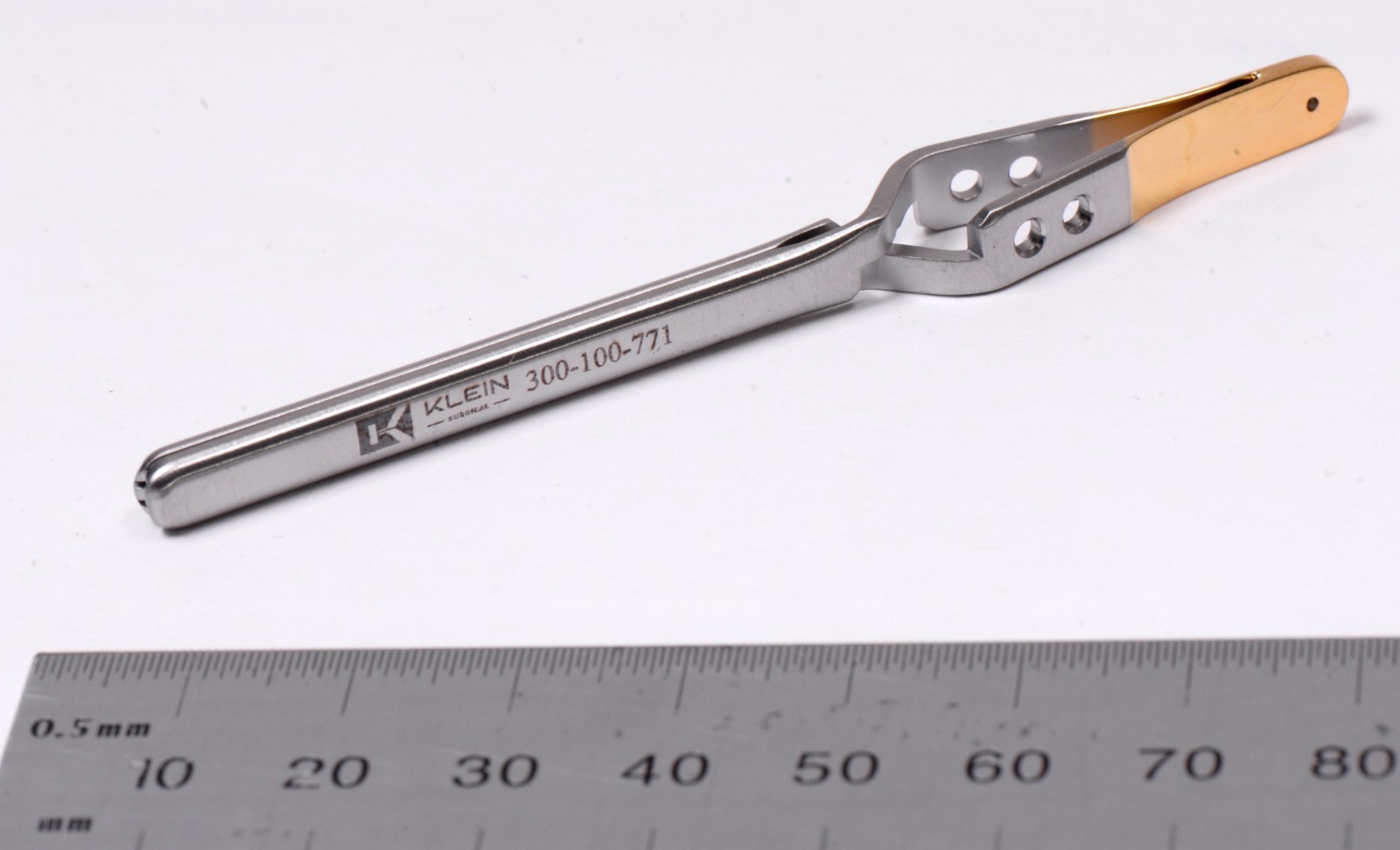 Klein Surgical #300-100-771 Bulldog Clamp 45mm Straight 3½” Germany Stainless