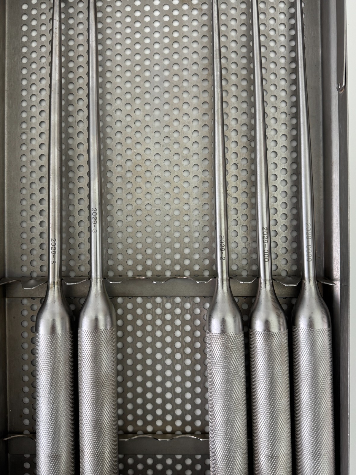 AcroMed 2029 Series Wallie-Heinig Elevators Instrument Set