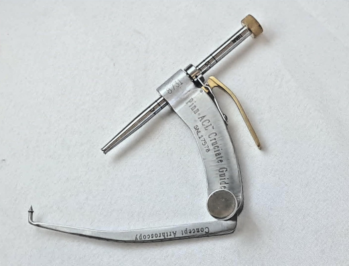 Concept 8731 8719 PinnACL Cruciate Guide w/ Tibial Aimer Arthroscopic