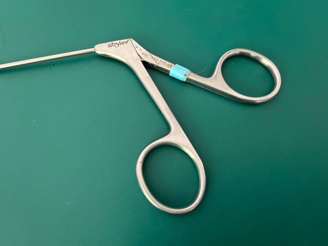 Stryker 502-777-200 Surgical Semi Flexible Laparoscopic Punch 7fr 41cm