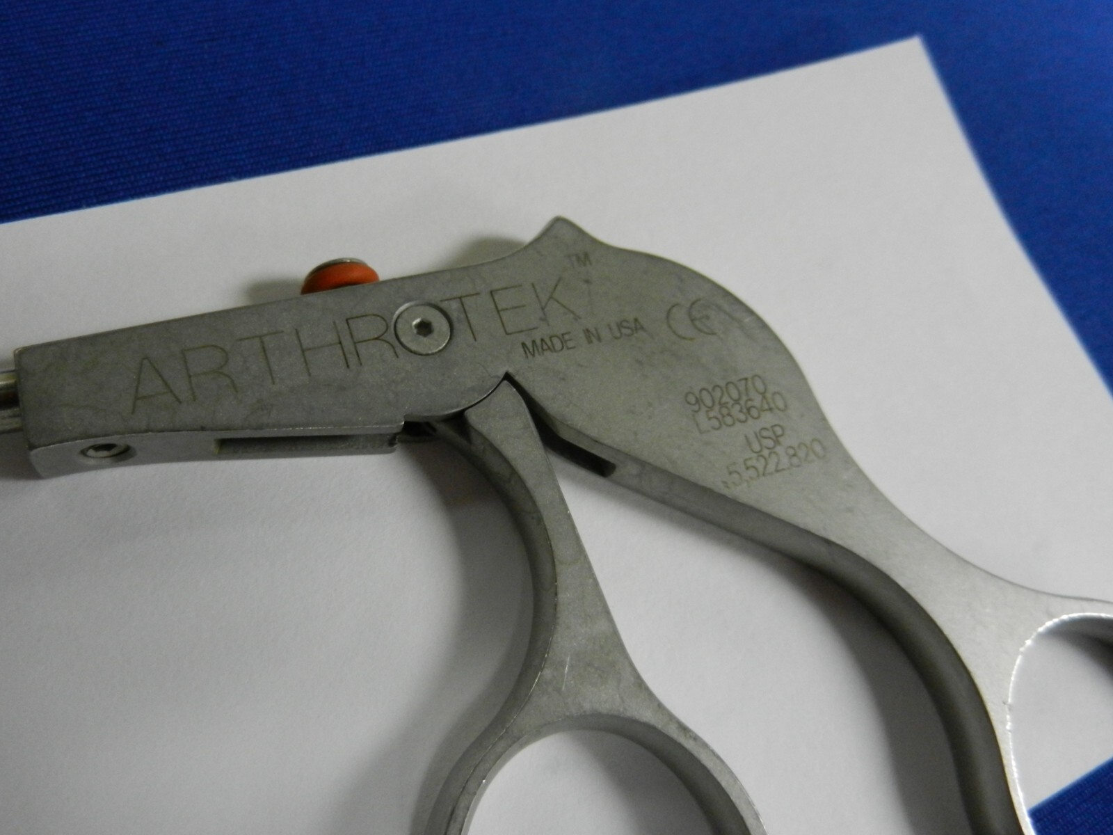 F137 Arthrotek Arthroscopic Hand Instrument / Retractor Set