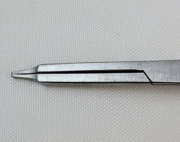 Zimmer 5003-01 MultiPolar Bipolar Cup Disassembly Instrument, 10x2mm Tips, 6.5″