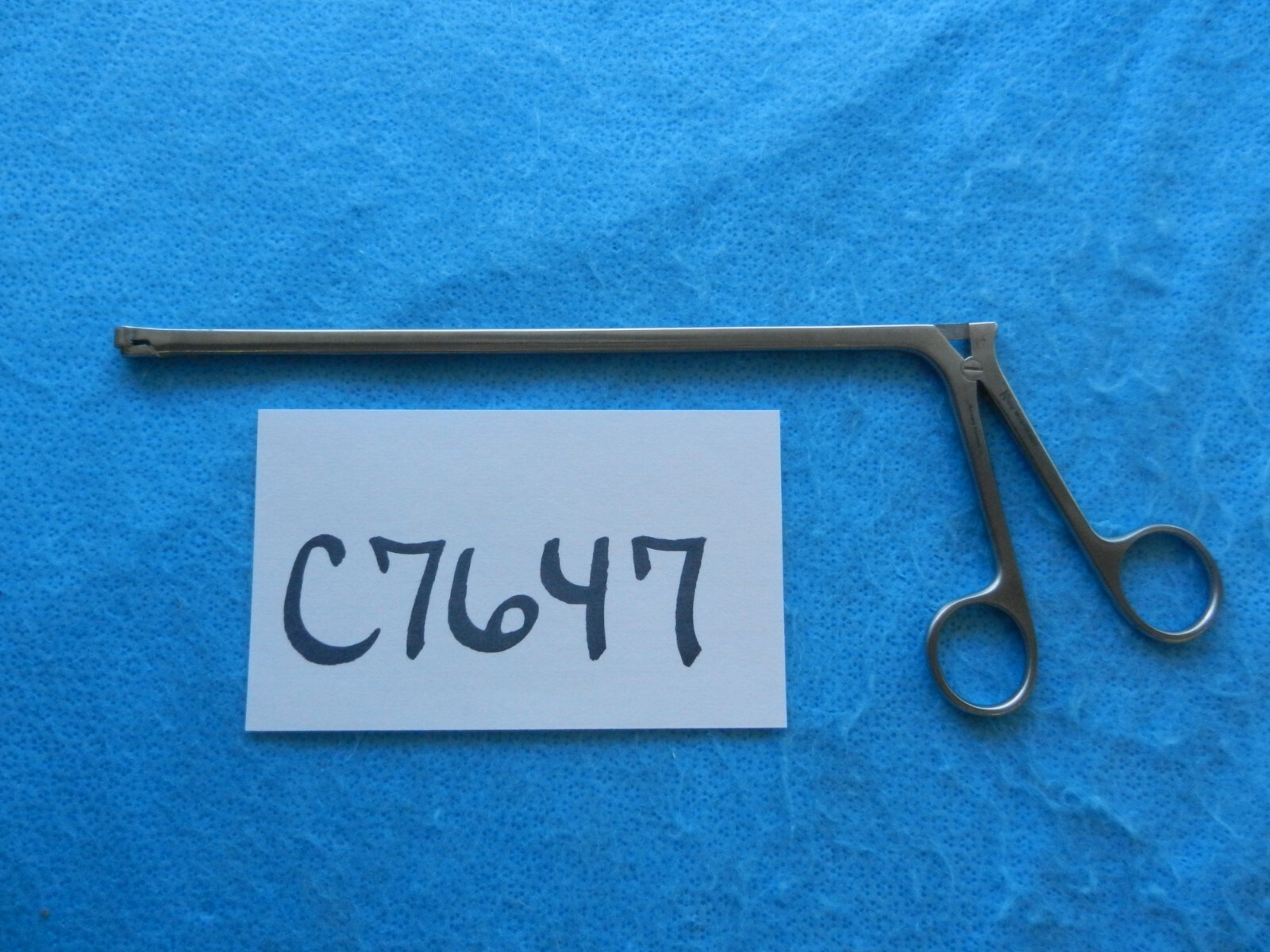 Konig Surgical Down Facing Circular Punch Forceps MDS7063001