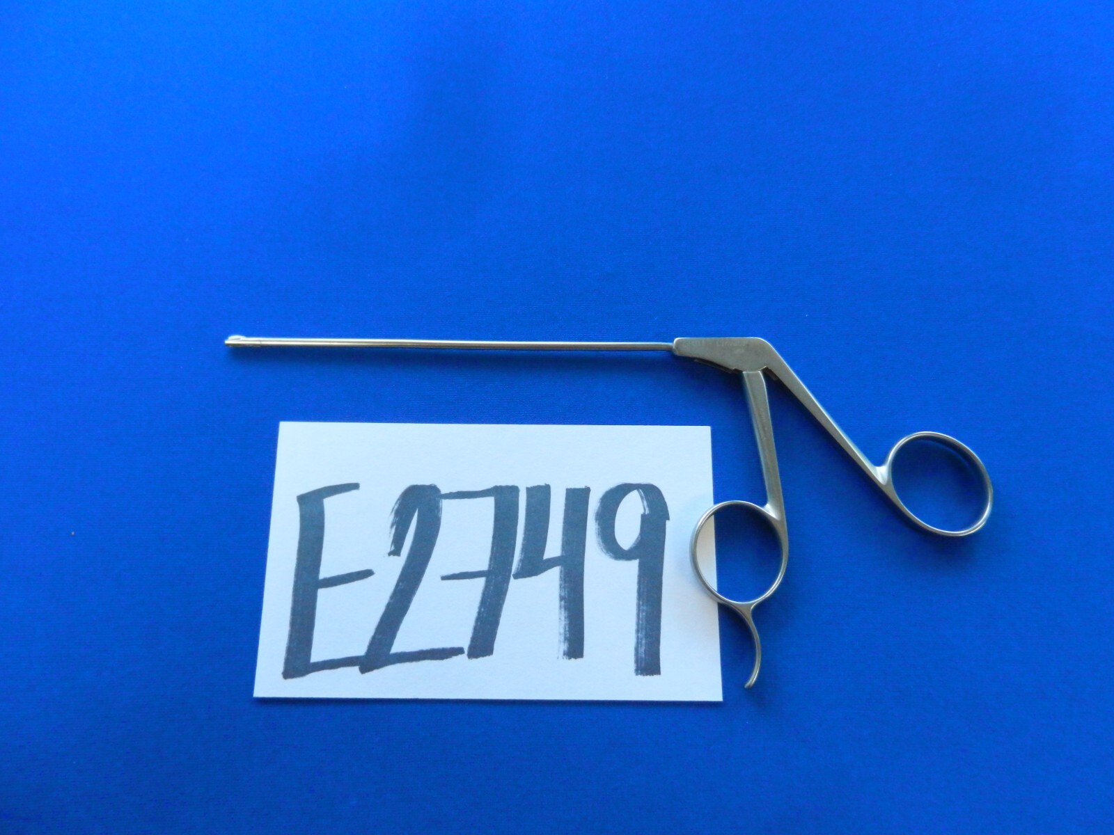 E2749 Shutt Linvatec 2.1033 Arthroscopic Punch 16cm Shaft