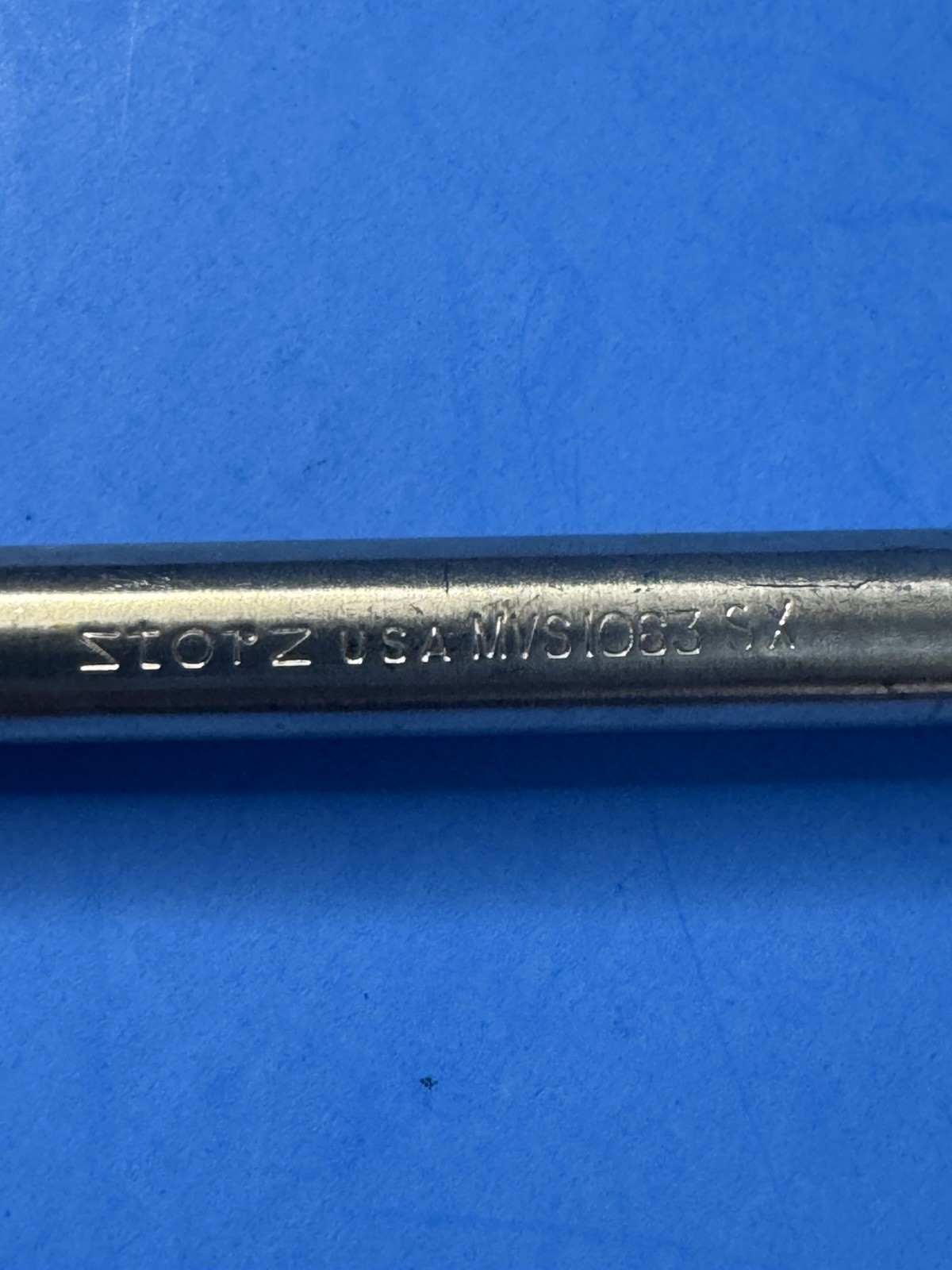 Storz Ophthalmic Irrigating Aspirating Handpiece 17 Gauge 0.3m Curved MVS1063SX