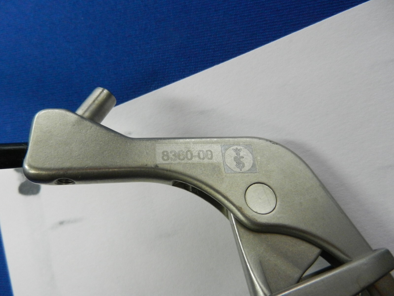 E6009 Aesculap 8360-00 Prestige Atraumatic Single Action Slide Lock Grasper 5mm