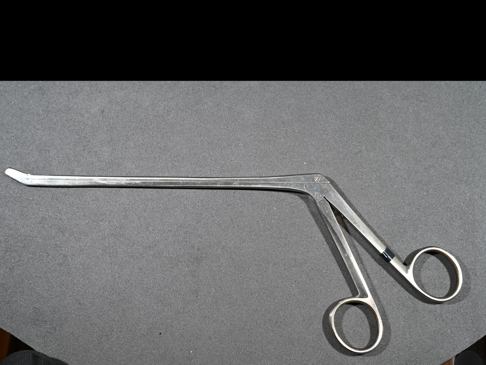 Aesculap MD618 Cushing Rongeur Up-Biting 2 × 10 mm Jaw 7 in Working Length