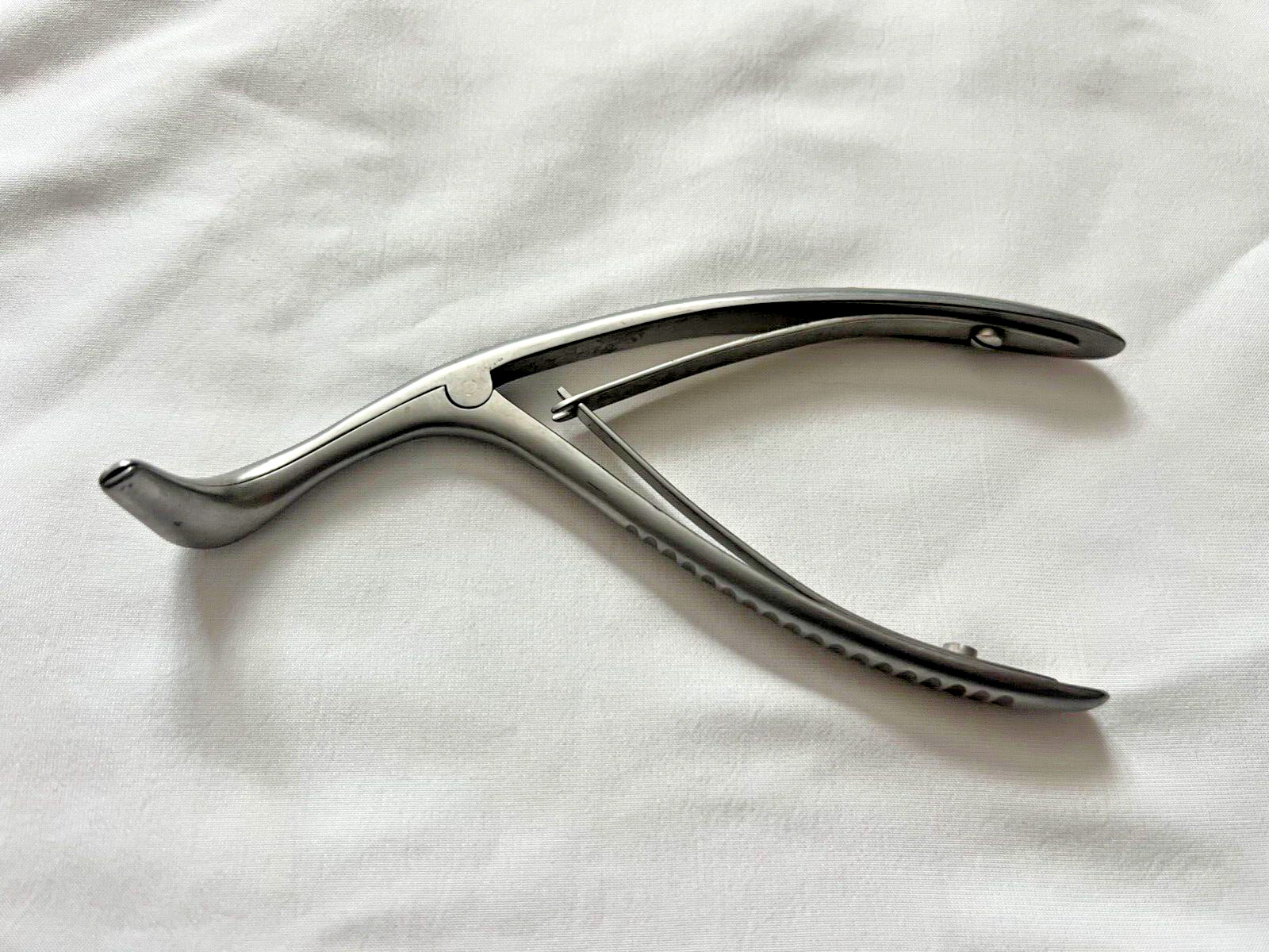 Aesculap OK058R Beckmann Nasal Speculum Curved 15cm Pediatrics ENT