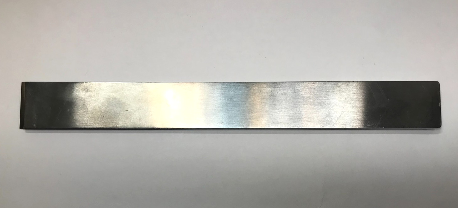 Zimmer 298-04 Lambotte Osteotome 8.75″ Straight 1″ Wide